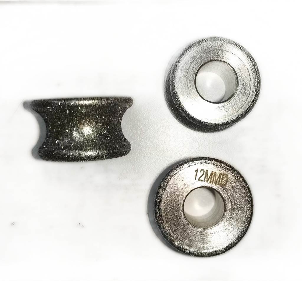 [1112-5GWDM11-D-12] MUELA Dome Ø12 mm